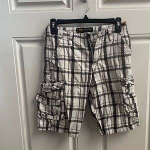 Lee Men's White and Gray Plaid Cargo Shorts